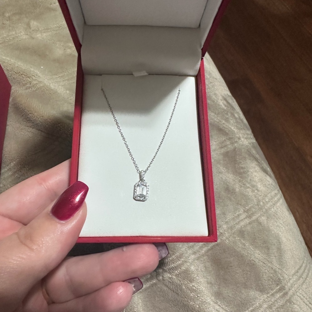 NIB- Vintage Sterling Silver‎ Necklace with Pendant - Picture 3 of 9